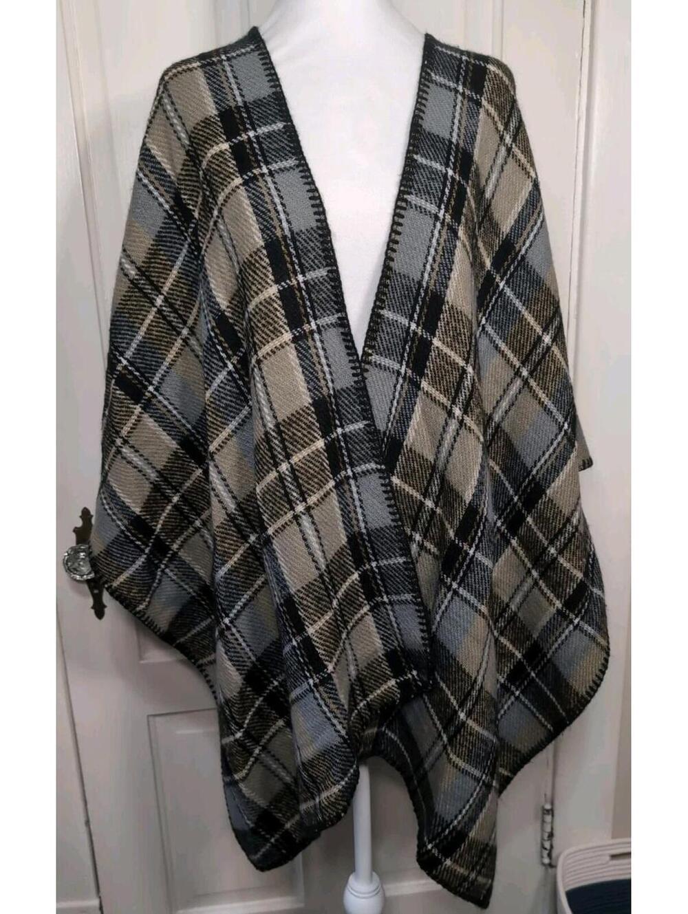 Woolrich Blanket Wrap Shawl Poncho Plaid Herringbone Reversible One Size (1339)